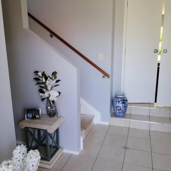 Double Room With Shared Bathroom Auckland Exterior foto