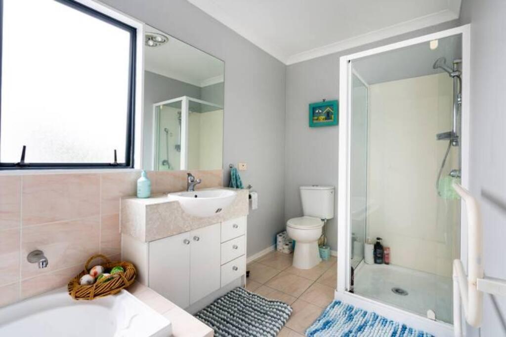 Double Room With Shared Bathroom Auckland Exterior foto